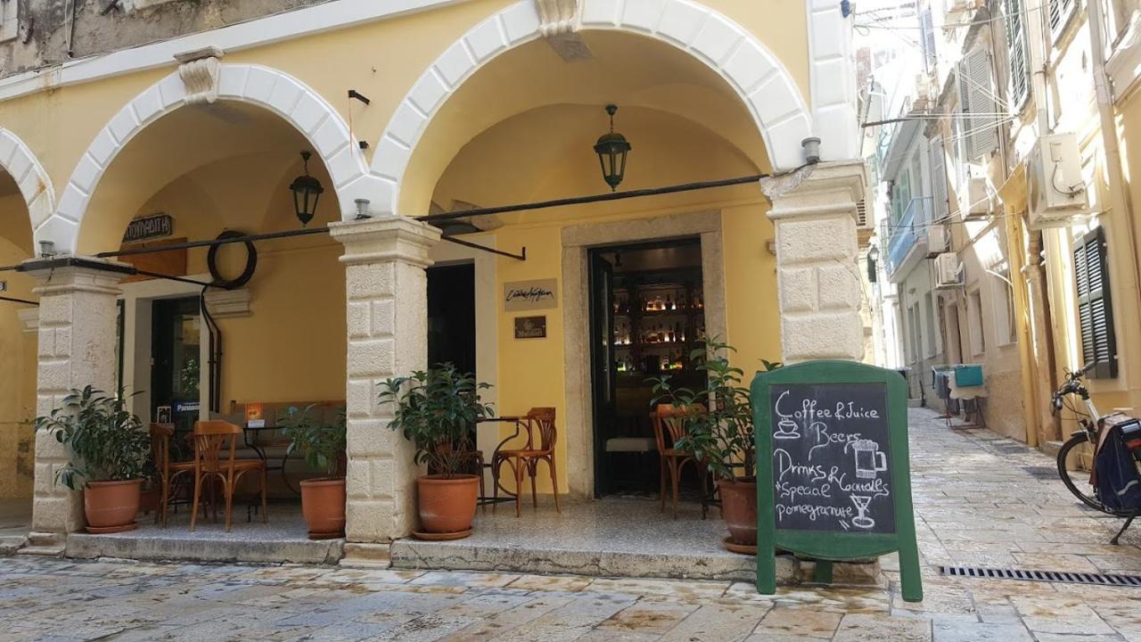 Mary'S Melodies At Corfu Old Town Exteriör bild